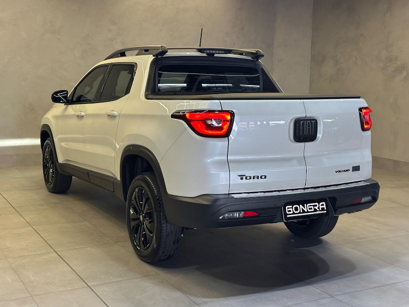 Foto do veículo FIAT TORO  VOLCANO 1.3 T270 4X2 FLEX AUT. 2023 9.320 KM 139.900,00