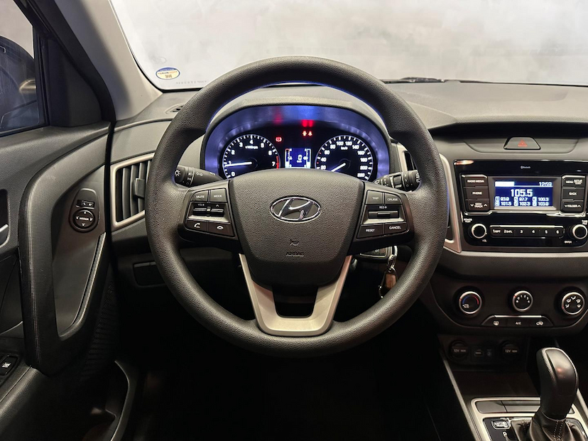 Foto do veículo HYUNDAI CRETA  1.6 AT ACTION 2022 35.462 KM 94.900,00