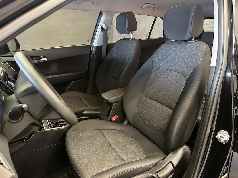 Foto do veículo HYUNDAI CRETA  1.6 AT ACTION 2022 35.462 KM 94.900,00
