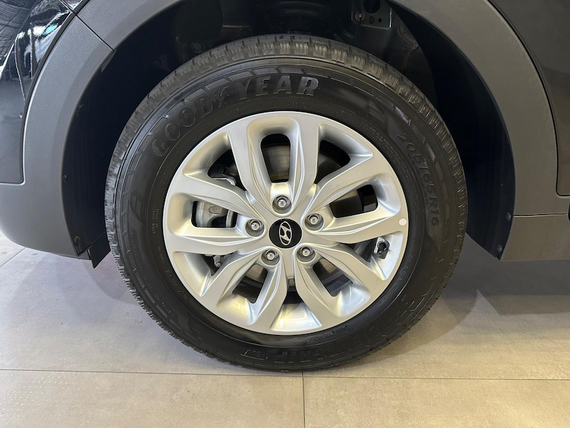 Foto do veículo HYUNDAI CRETA  1.6 AT ACTION 2022 35.462 KM 94.900,00