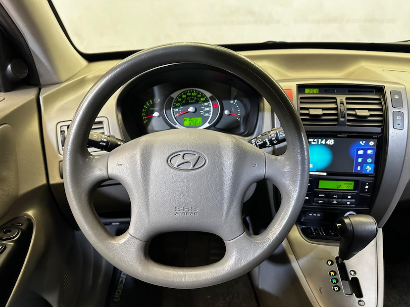 Foto do veículo HYUNDAI TUCSON  GLS 2.0 2016 87.221 KM 64.900,00