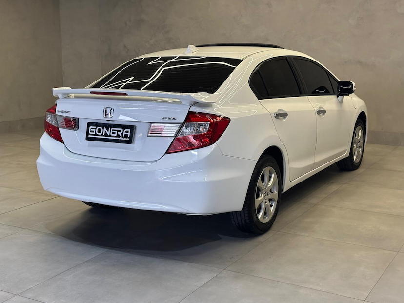 Foto do veículo HONDA CIVIC  SEDAN EXS 1.8 FLEX 16V AUT. 4P 2013 133.452 KM 77.900,00