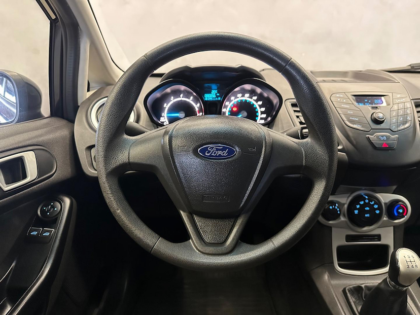 Foto do veículo FORD FIESTA  16SE 2017 80.036 KM 51.900,00