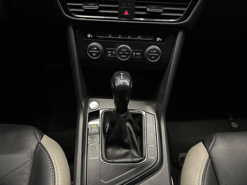 Foto do veículo VOLKSWAGEN TAOS  COMFORTLINE 1.4 250 TSI FLEX AUT 2022 43.545 KM 129.900,00