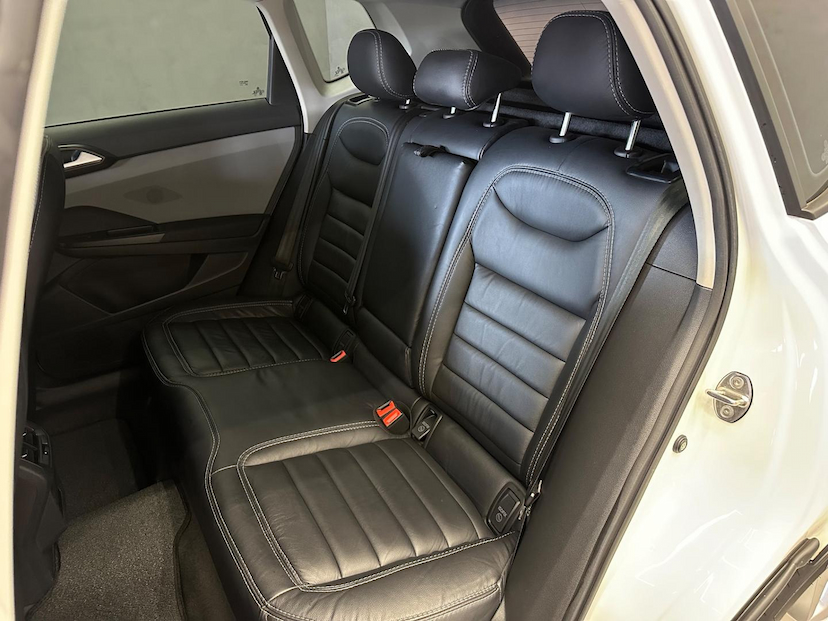Foto do veículo VOLKSWAGEN TAOS  COMFORTLINE 1.4 250 TSI FLEX AUT 2022 43.545 KM 129.900,00