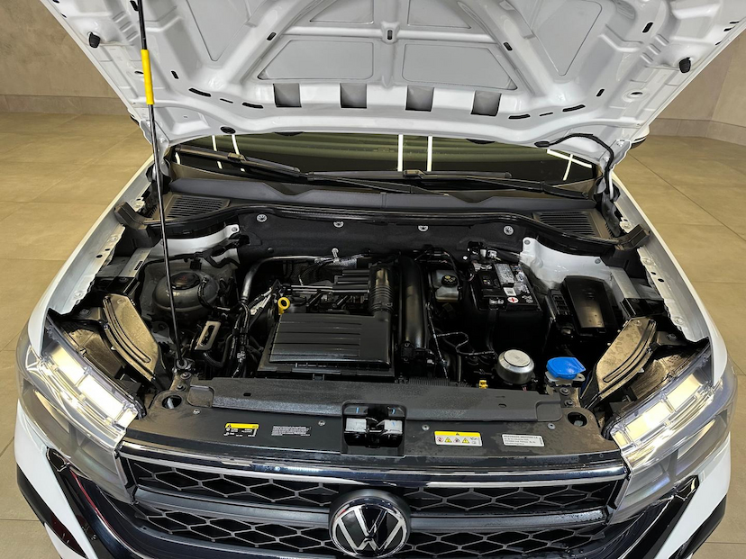 Foto do veículo VOLKSWAGEN TAOS  COMFORTLINE 1.4 250 TSI FLEX AUT 2022 43.545 KM 129.900,00