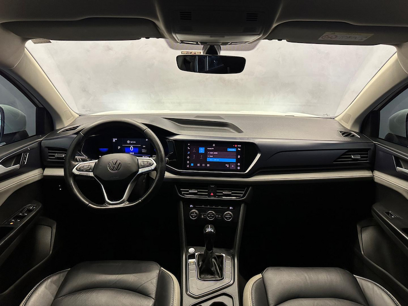 Foto do veículo VOLKSWAGEN TAOS  COMFORTLINE 1.4 250 TSI FLEX AUT 2022 43.545 KM 129.900,00