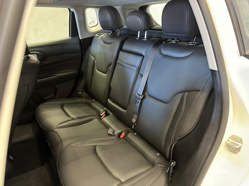 Foto do veículo JEEP COMPASS  LONG. T270 1.3 TB 4X2 FLEX AUT. 2025 1.434 KM 179.900,00