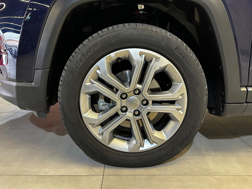 Foto do veículo JEEP COMPASS  LONG TF 2022 118.574 KM 116.900,00
