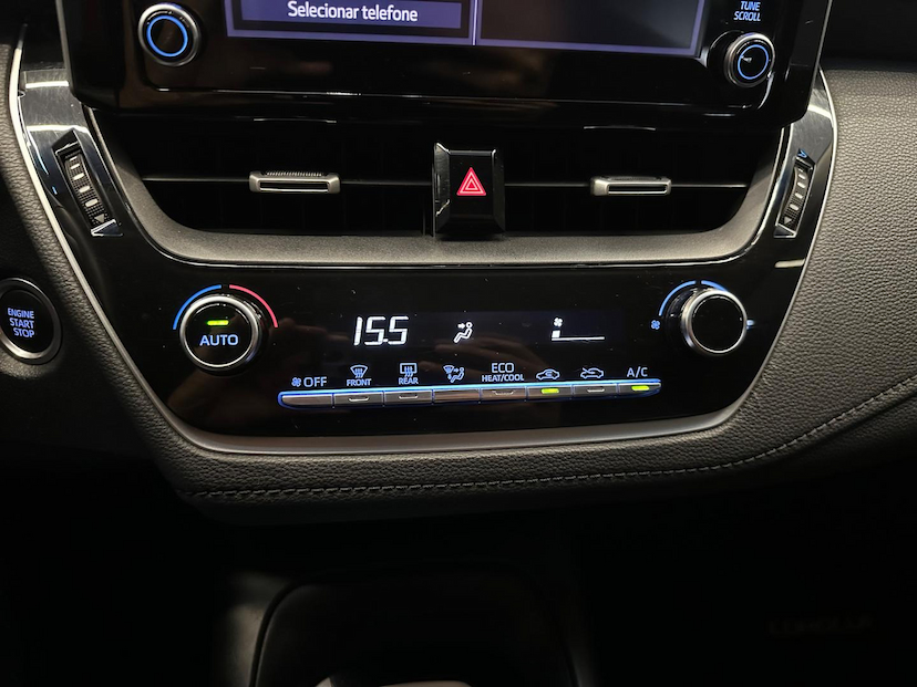 Foto do veículo TOYOTA COROLLA  XEI 20 2022 62.215 KM 124.900,00