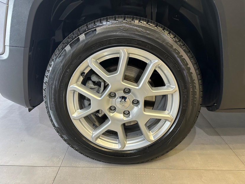 Foto do veículo JEEP RENEGADE  1.8 16V FLEX SPORT 4P AUTOMÁTICO 2021 68.729 KM 80.900,00