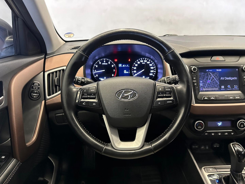 Foto do veículo HYUNDAI CRETA  2.0 16V FLEX PRESTIGE AUTOMATICO 2021 106.300 KM 96.900,00