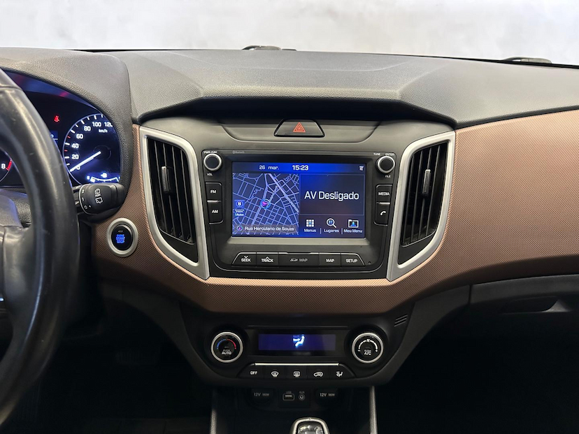Foto do veículo HYUNDAI CRETA  2.0 16V FLEX PRESTIGE AUTOMATICO 2021 106.300 KM 96.900,00