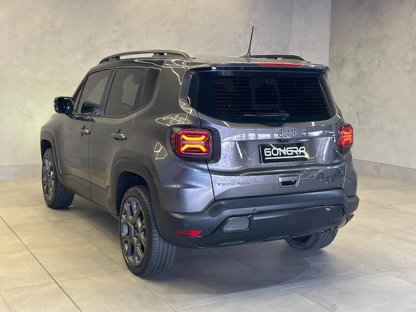 Foto do veículo JEEP RENEGADE  S T270 1.3 TB 4X4 FLEX AUT 2024 4.344 KM 139.900,00