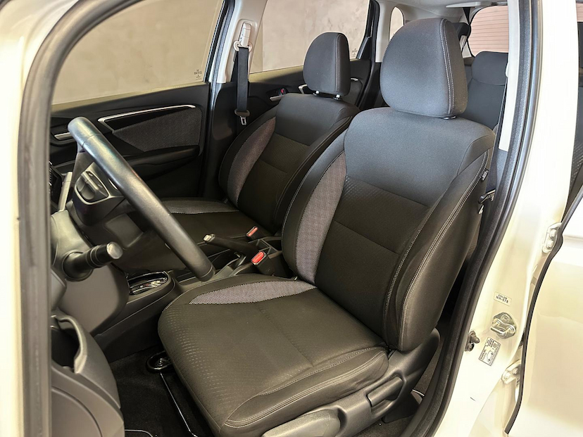 Foto do veículo HONDA WR-V WR-V EX CVT 2018 95.909 KM 76.900,00