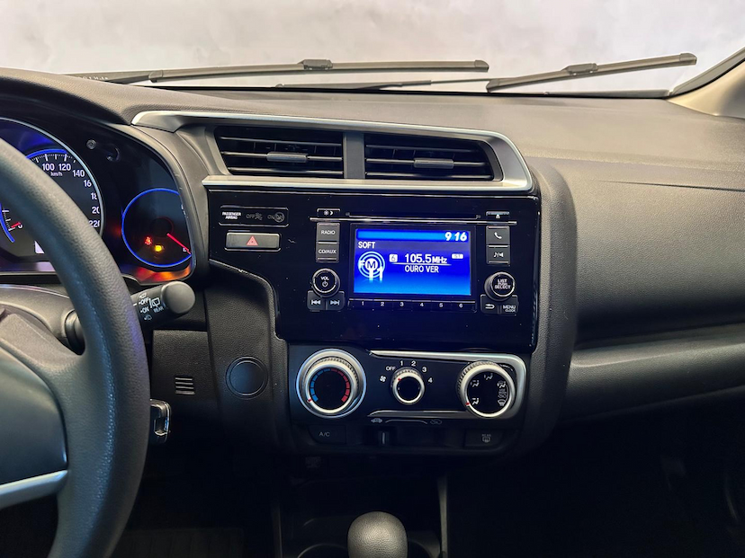 Foto do veículo HONDA FIT  1.5 LX 16V FLEX 4P AUTOMATICO 2020 42.725 KM 88.900,00