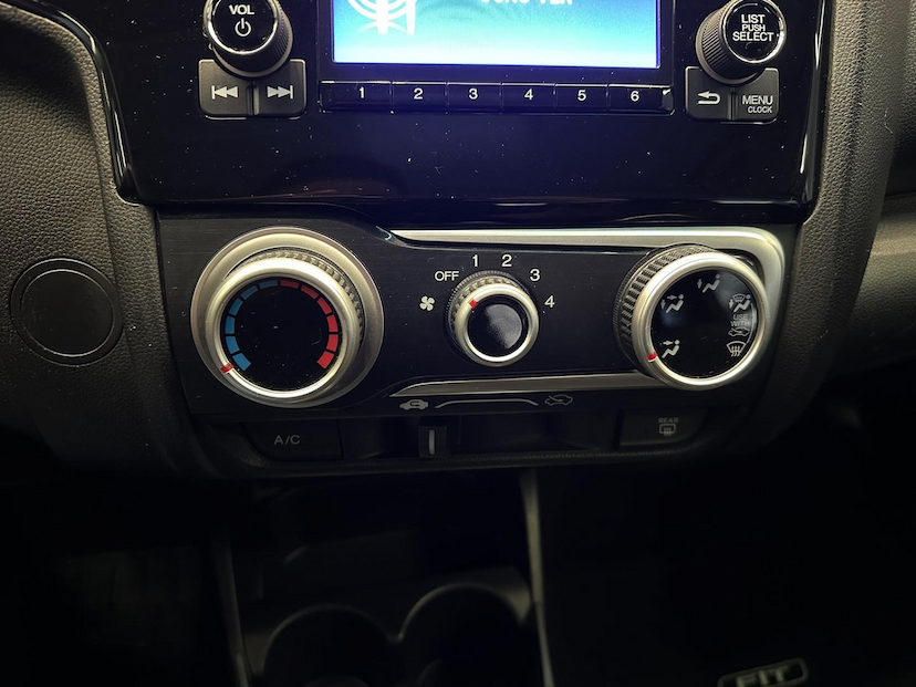 Foto do veículo HONDA FIT  1.5 LX 16V FLEX 4P AUTOMATICO 2020 42.725 KM 88.900,00