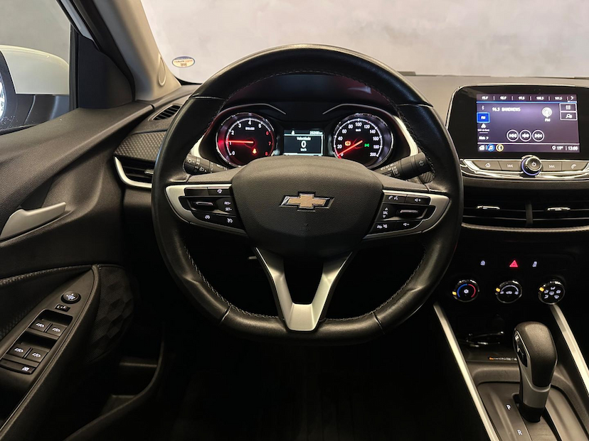 Foto do veículo CHEVROLET ONIX  1.0 TAT LTZ 2020 25.000 KM 81.900,00