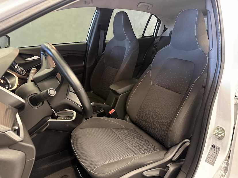 Foto do veículo CHEVROLET ONIX  1.0 TAT LTZ 2020 25.000 KM 81.900,00