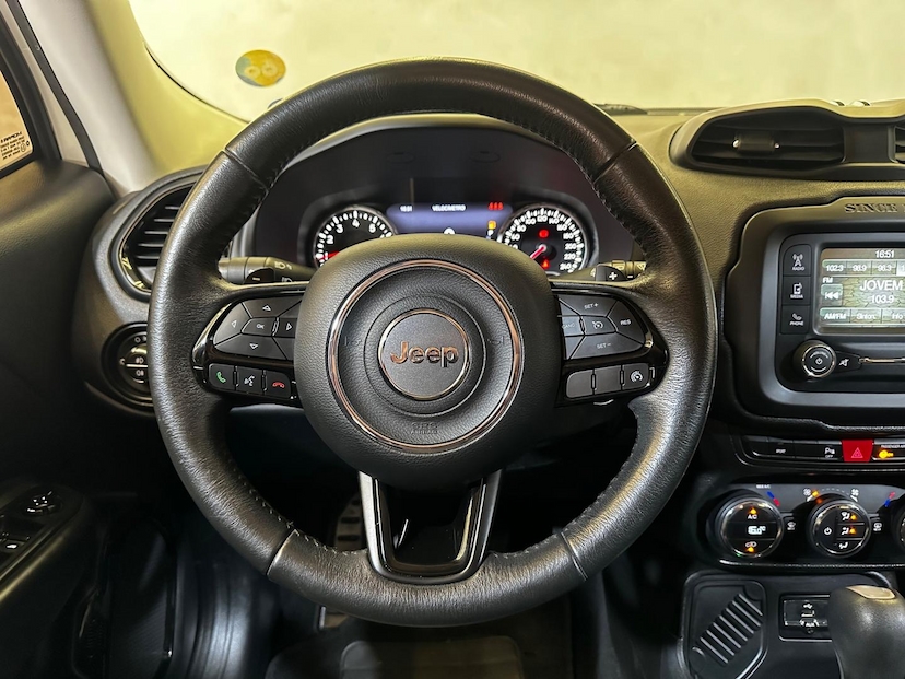 Foto do veículo JEEP RENEGADE  LIMITED AT 2018 80.590 KM 77.900,00
