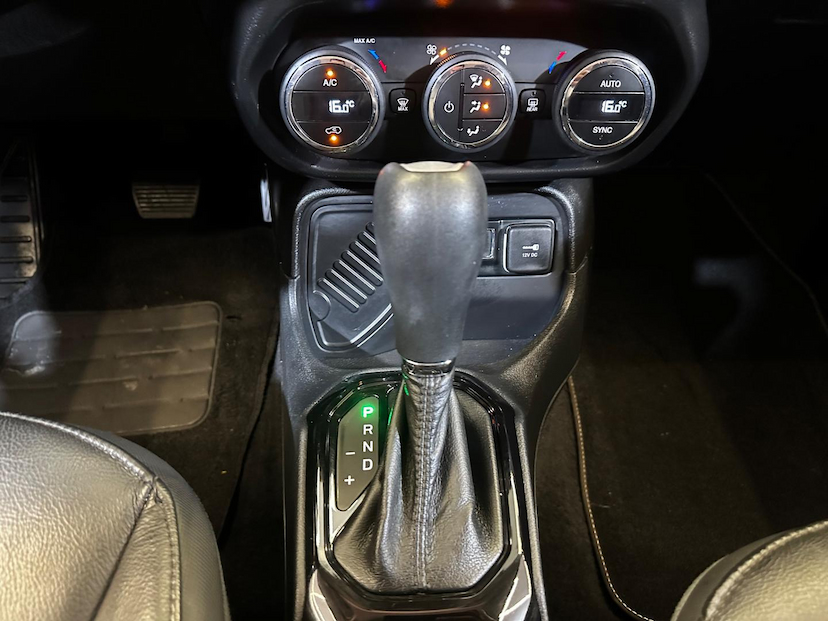 Foto do veículo JEEP RENEGADE  LIMITED AT 2018 80.590 KM 77.900,00