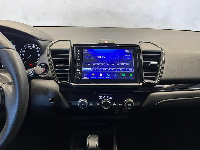 Foto do veículo HONDA CITY  HATCHBACK TOURING 1.5 FLEX 16V AUT 2023 22.100 KM 116.900,00
