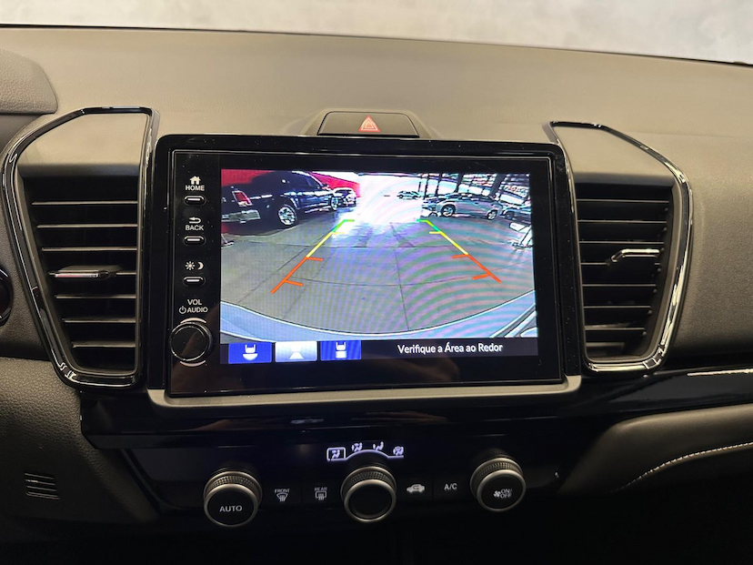 Foto do veículo HONDA CITY  HATCHBACK TOURING 1.5 FLEX 16V AUT 2023 22.100 KM 116.900,00