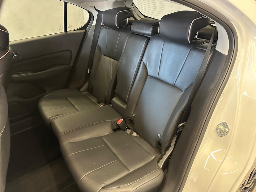 Foto do veículo HONDA CITY  HATCHBACK TOURING 1.5 FLEX 16V AUT 2023 22.100 KM 116.900,00