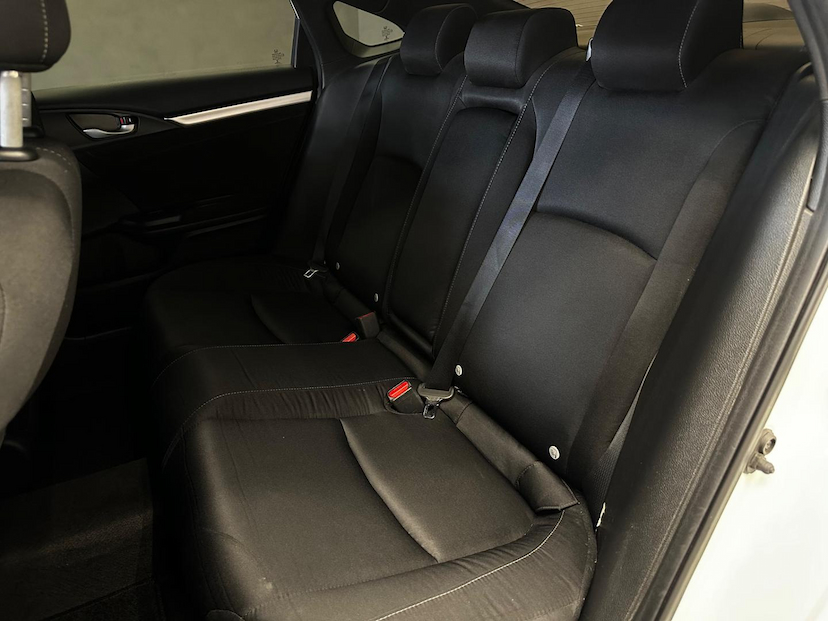 Foto do veículo HONDA CIVIC  SPORT MT 2019 67.909 KM 104.900,00