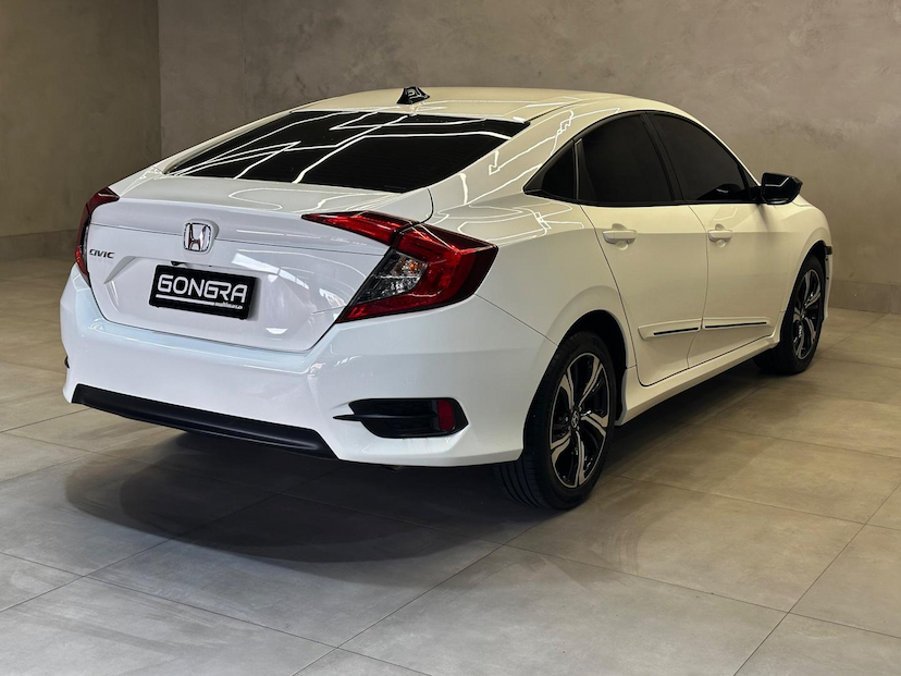 Foto do veículo HONDA CIVIC  SPORT MT 2019 67.909 KM 104.900,00