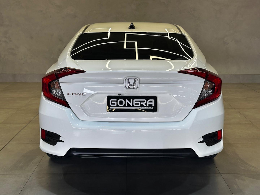 Foto do veículo HONDA CIVIC  SPORT MT 2019 67.909 KM 104.900,00