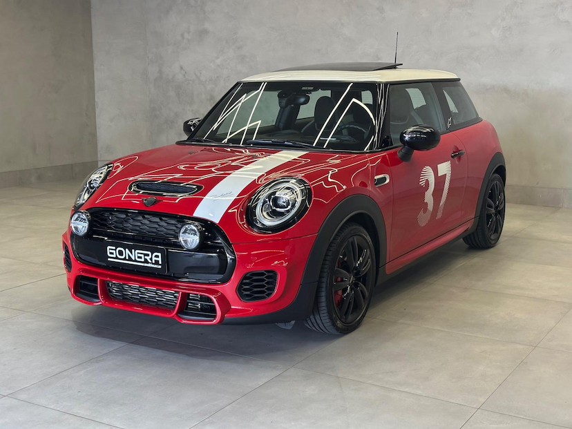 Foto do veículo MINI JOHN COOPER WORKS COOPER HATCH JCW 3P 2021 11.758 KM 209.900,00