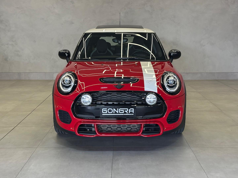 Foto do veículo MINI JOHN COOPER WORKS COOPER HATCH JCW 3P 2021 11.758 KM 209.900,00
