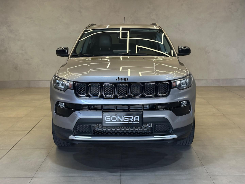 Foto do veículo JEEP COMPASS  LONG TF 2022 28.757 KM 134.900,00