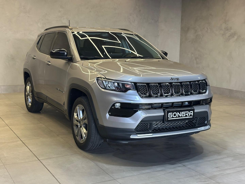 Foto do veículo JEEP COMPASS  LONG TF 2022 28.757 KM 134.900,00