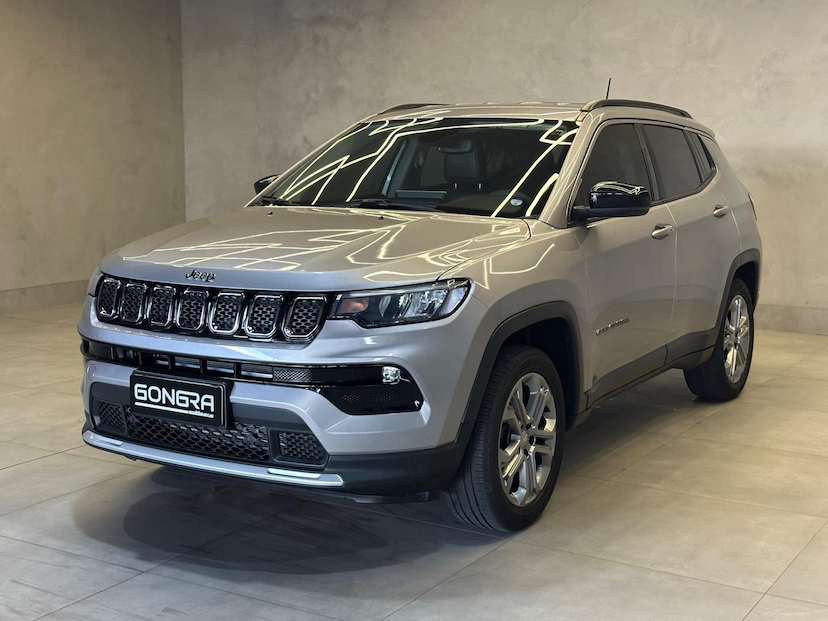 Foto do veículo JEEP COMPASS  LONG TF 2022 28.757 KM 134.900,00