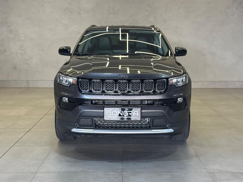 Foto do veículo JEEP COMPASS  LONG TF 2022 32.225 KM 134.900,00