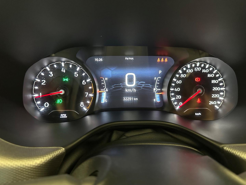 Foto do veículo JEEP COMPASS  LONG TF 2022 32.225 KM 134.900,00