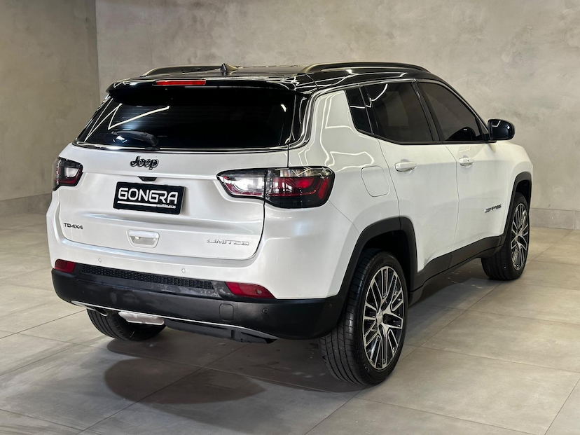 Foto do veículo JEEP COMPASS  LIMITED TD 350 2.0 4X4 DIE. AUT. 2023 15.929 KM 174.900,00
