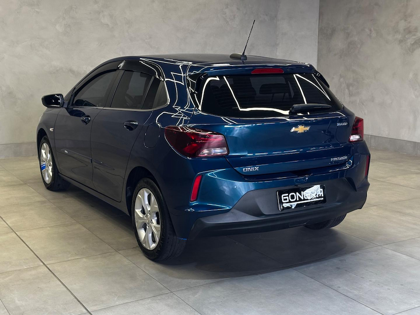 Foto do veículo CHEVROLET ONIX  10TAT PR1 2022 71.584 KM 81.900,00