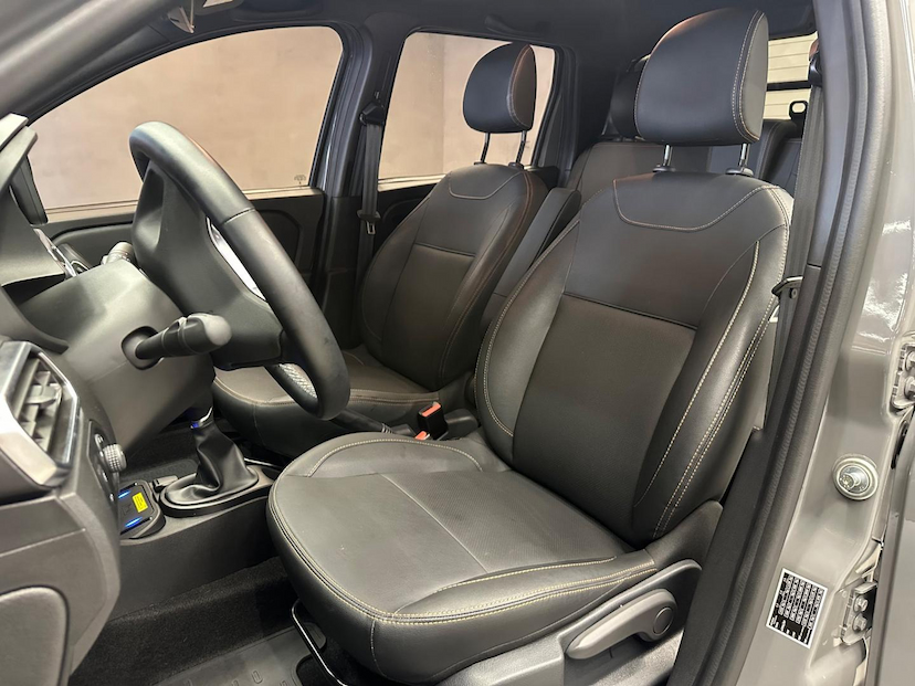 Foto do veículo RENAULT DUSTER OROCH  OUTSIDER 1.3 TCE FLEX AUT 2025 13.118 KM 124.900,00