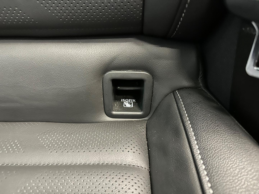 Foto do veículo VOLKSWAGEN TAOS  HIGHLINE 250 TSI 2023 24.364 KM 165.900,00