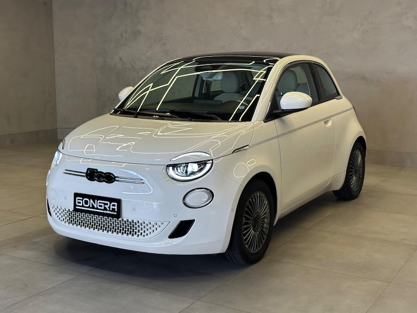 Foto do veículo FIAT 500 E ICON 2022 9.784 KM 129.900,00
