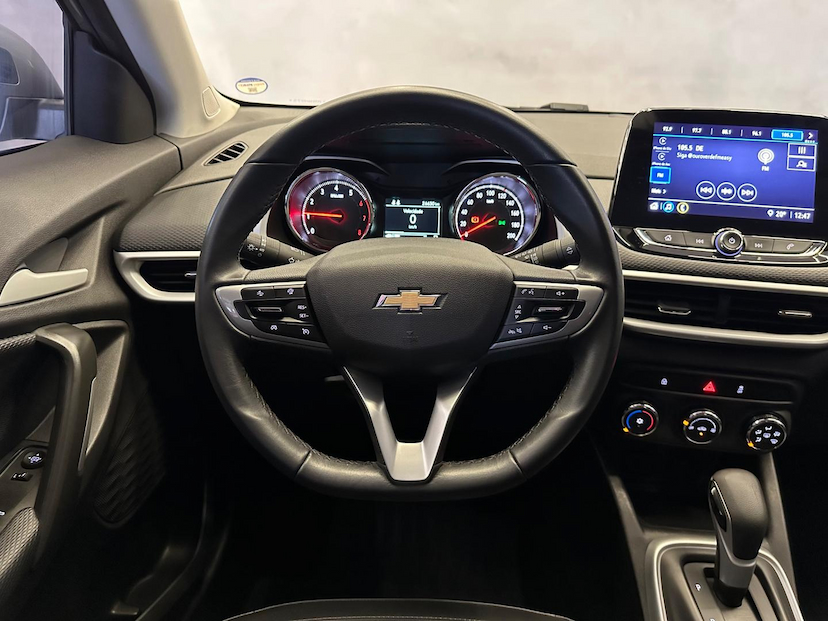 Foto do veículo CHEVROLET TRACKER  LTZ 1.0 TURBO 12V FLEX AUT 2024 26.608 KM 115.900,00