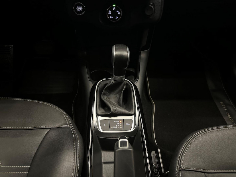 Foto do veículo CITROËN C4 CACTUS  1.6 THP FLEX SHINE EAT6 2019 60.074 KM 82.900,00