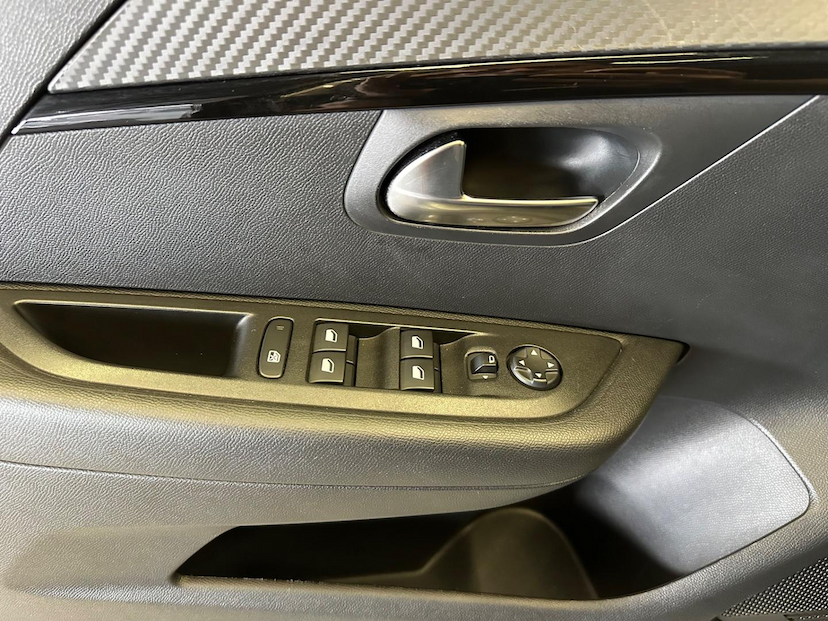 Foto do veículo PEUGEOT 208  STYLE 1.0 FLEX 6V 5P MEC 2023 20.152 KM 79.900,00
