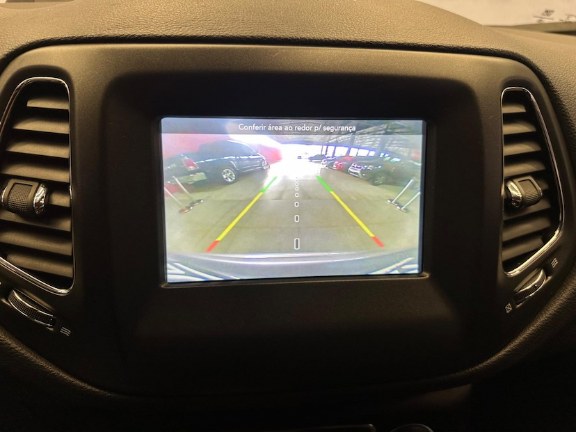 Foto do veículo JEEP COMPASS  2.0 SPORT 4X2 16V GASOLINA 4P AUT 2019 88.470 KM 89.900,00
