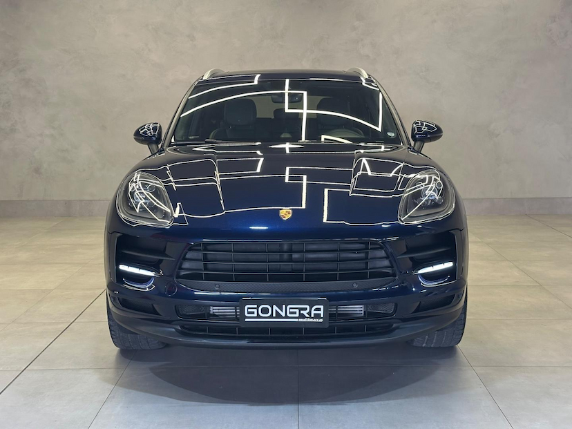 Foto do veículo PORSCHE MACAN  2.0 16V 2021 24.103 KM 375.900,00