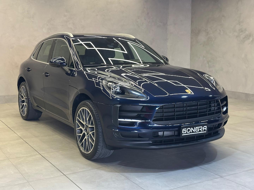 Foto do veículo PORSCHE MACAN  2.0 16V 2021 24.103 KM 375.900,00