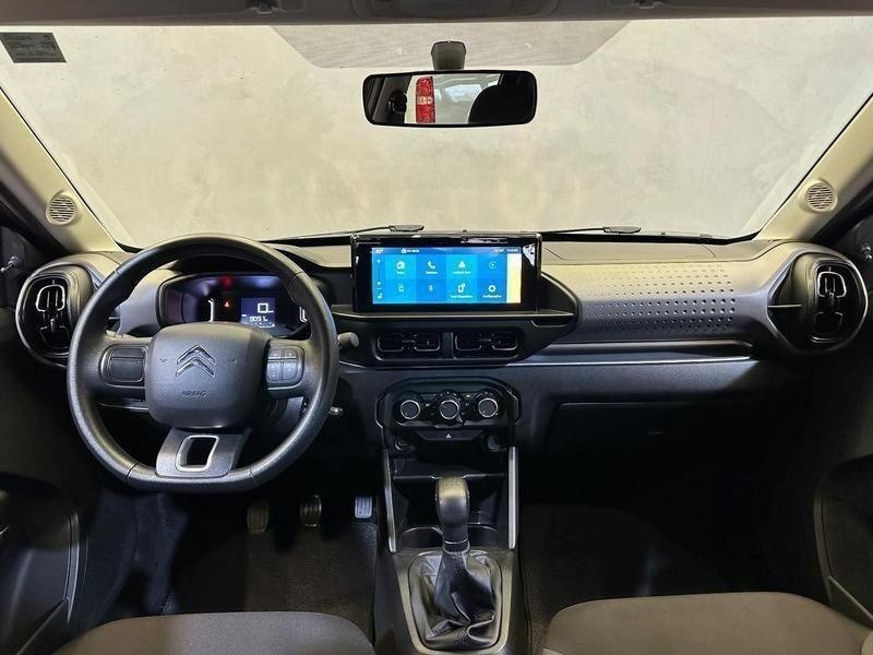 Foto do veículo CITROËN C3  LIVE PACK 1.0 MT 2025 15.683 KM 72.900,00